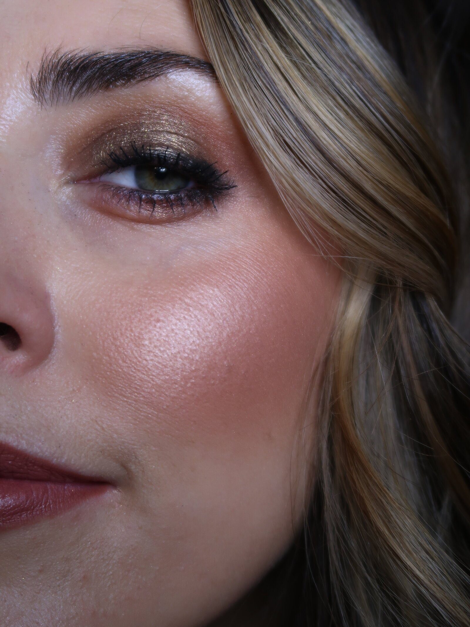 Natural, Vegan and cruelty free eyeshadow